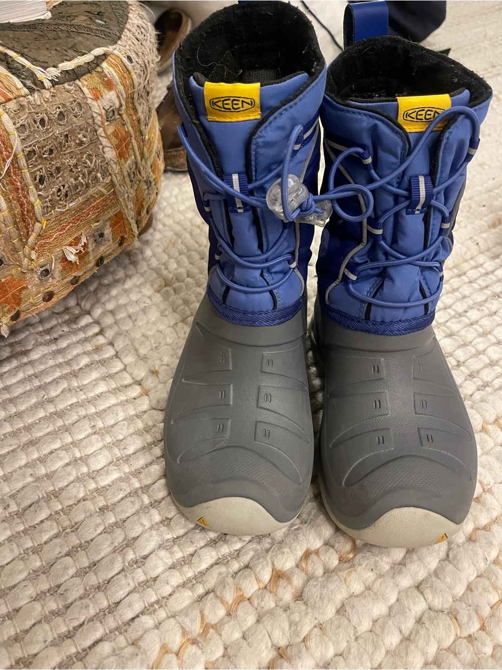 KEEN Waterproof Lumi Insulated Snow / rain boots grey blue size 5 boys
